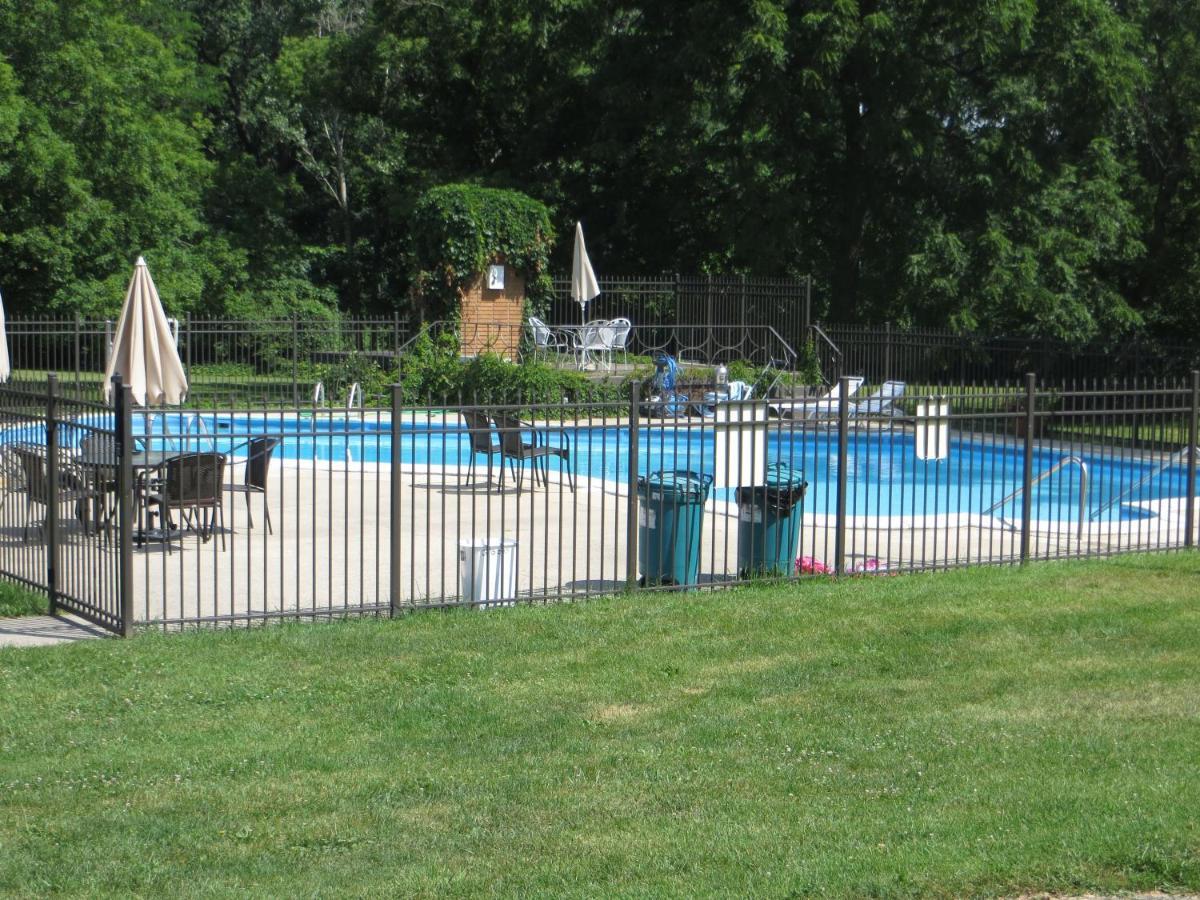 The Wesley Inn Motel Lake Geneva Εξωτερικό φωτογραφία