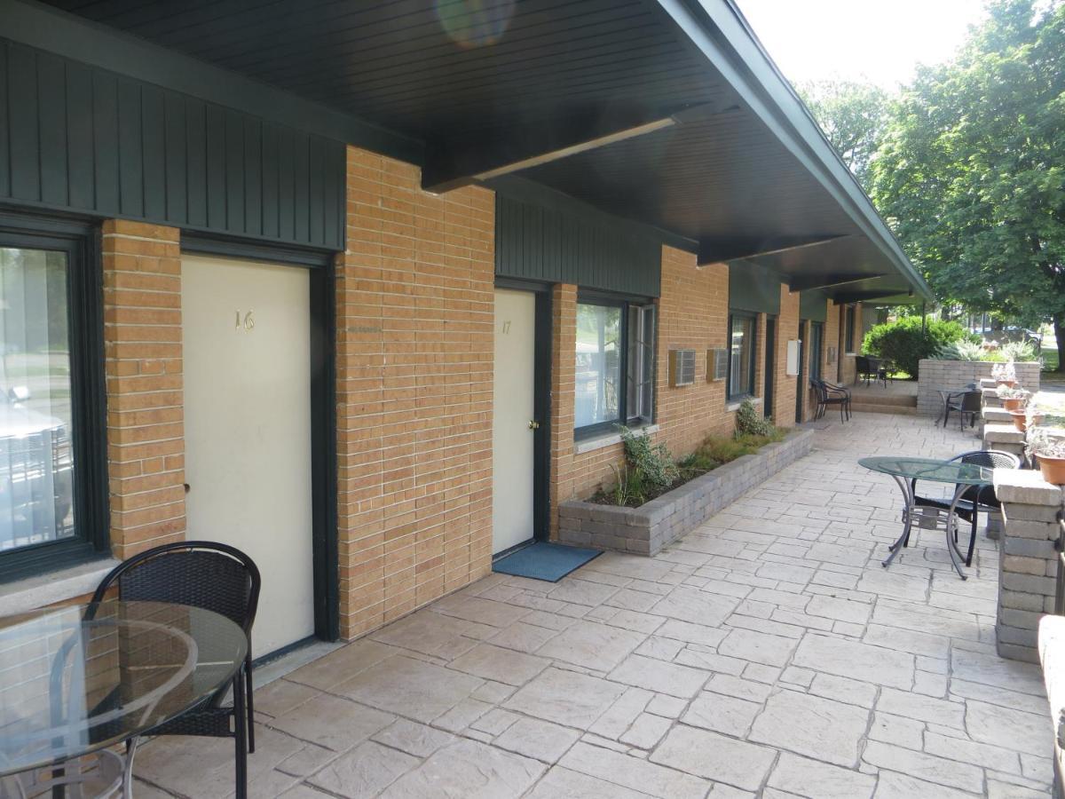 The Wesley Inn Motel Lake Geneva Εξωτερικό φωτογραφία